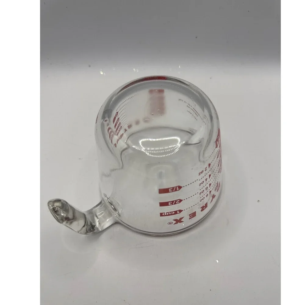 Pyrex 1‎ Cup Glass Measuring Cup Red Lettering Metric 250ml Clear Glass Spout